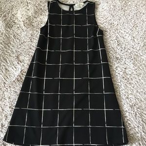GINGER G black and white shift dress